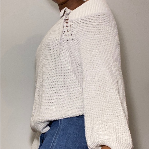 Sweaters - Picture 2 of 4